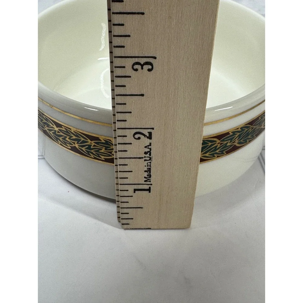 Mikasa Old Saint Nick Ceramic Covered Candy Dish Trinket Box UT060/683 Japan